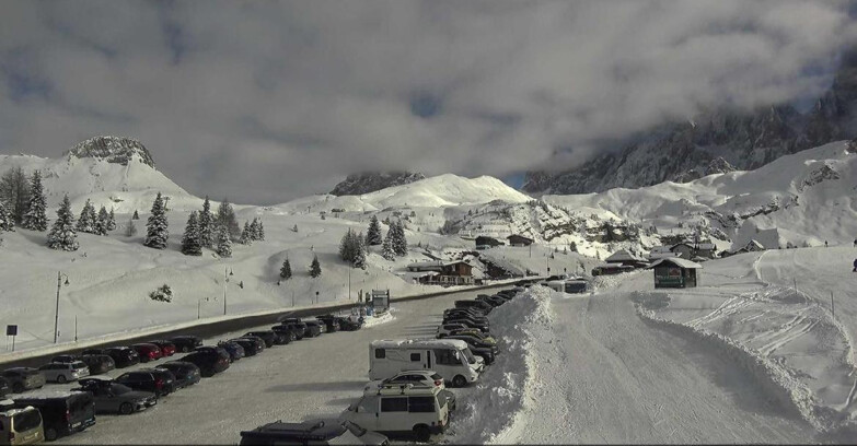 Webcam San Martino di Castrozza - Passo Rolle - Passo Rolle - Castellazzo