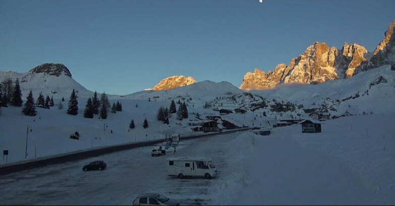 Webcam San Martino di Castrozza - Passo Rolle - Passo Rolle - Castellazzo