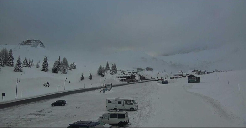 Webcam San Martino di Castrozza - Passo Rolle - Passo Rolle - Castellazzo