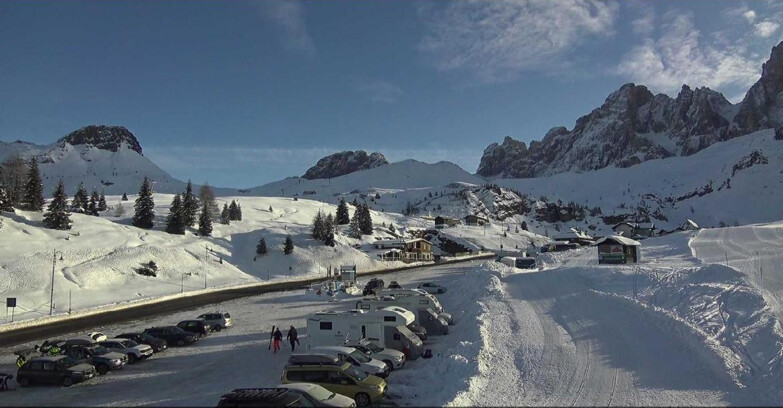 Webcam Сан-Мартино-ди-Кастроцца - Пассо-Ролле - Passo Rolle - Castellazzo