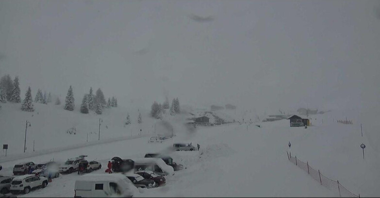 Webcam San Martino di Castrozza - Passo Rolle  - Passo Rolle - Castellazzo