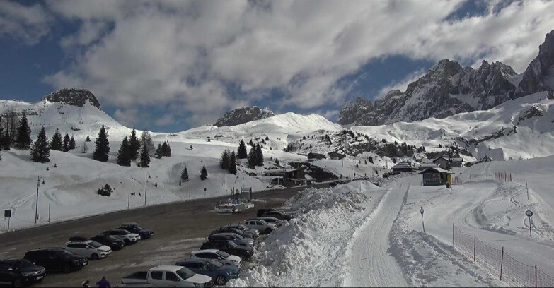 Webcam San Martino di Castrozza - Passo Rolle - Passo Rolle - Castellazzo