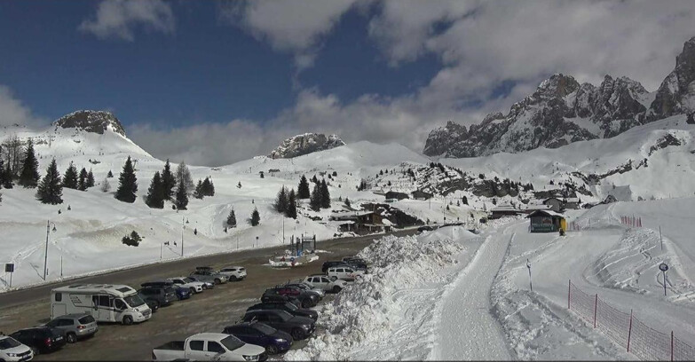 Webcam San Martino di Castrozza - Passo Rolle - Passo Rolle - Castellazzo