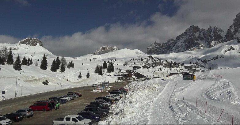 Webcam San Martino di Castrozza - Passo Rolle - Passo Rolle - Castellazzo