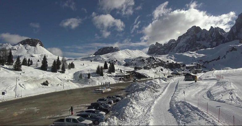Webcam San Martino di Castrozza - Passo Rolle - Passo Rolle - Castellazzo