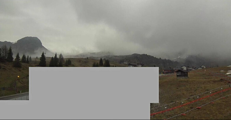 Webcam San Martino di Castrozza - Passo Rolle  - Passo Rolle - Castellazzo