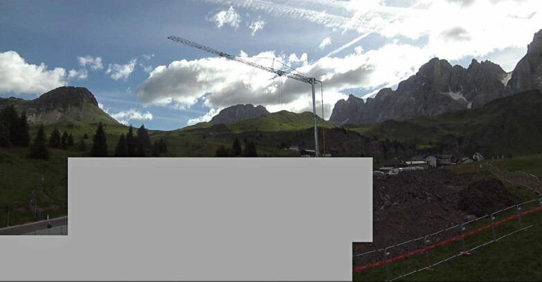 Webcam San Martino di Castrozza - Passo Rolle  - Passo Rolle - Castellazzo