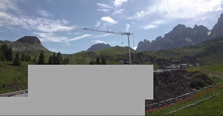 Webcam Сан-Мартино-ди-Кастроцца - Пассо-Ролле - Passo Rolle - Castellazzo