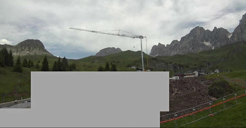Webcam Сан-Мартино-ди-Кастроцца - Пассо-Ролле - Passo Rolle - Castellazzo