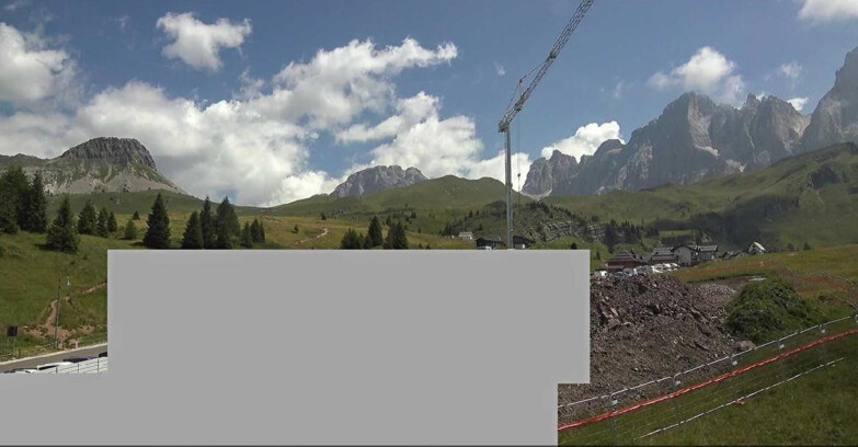 Webcam San Martino di Castrozza - Passo Rolle  - Passo Rolle - Castellazzo