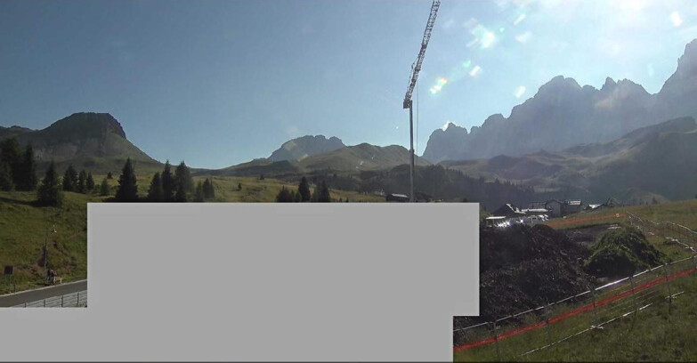Webcam San Martino di Castrozza - Passo Rolle  - Passo Rolle - Castellazzo