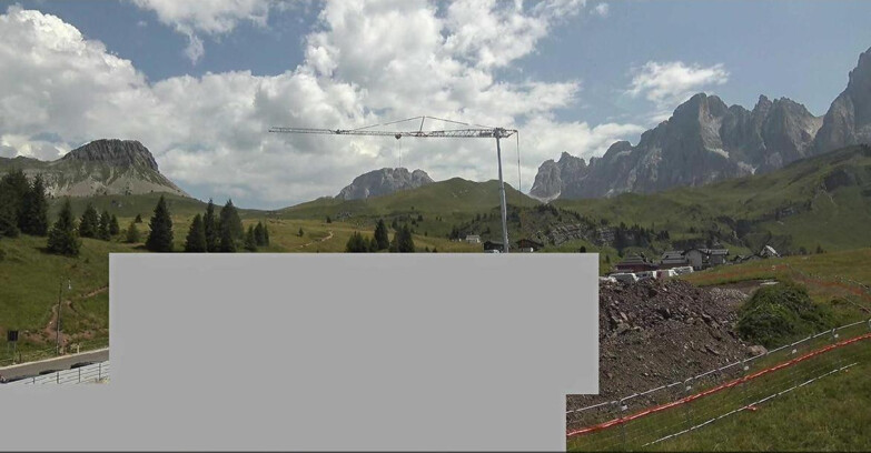 Webcam San Martino di Castrozza - Passo Rolle  - Passo Rolle - Castellazzo