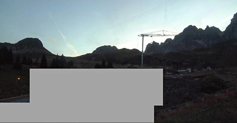Webcam San Martino di Castrozza - Passo Rolle - Passo Rolle - Castellazzo