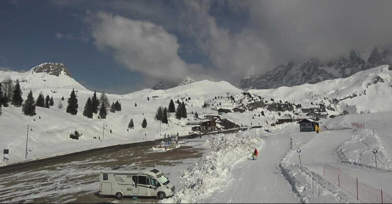 Webcam Сан-Мартино-ди-Кастроцца - Пассо-Ролле - Passo Rolle - il Cimone