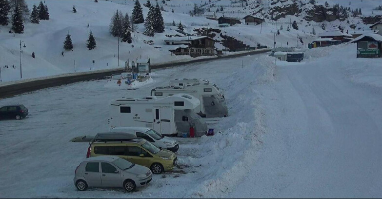 Webcam Сан-Мартино-ди-Кастроцца - Пассо-Ролле - Passo Rolle