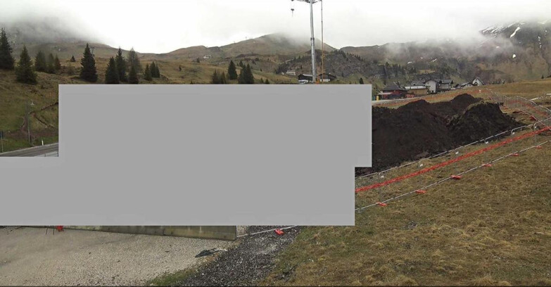 Webcam Сан-Мартино-ди-Кастроцца - Пассо-Ролле - Passo Rolle