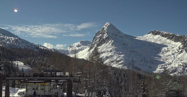 Webcam Сан-Мартино-ди-Кастроцца - Пассо-Ролле - Passo Rolle - Colbricon