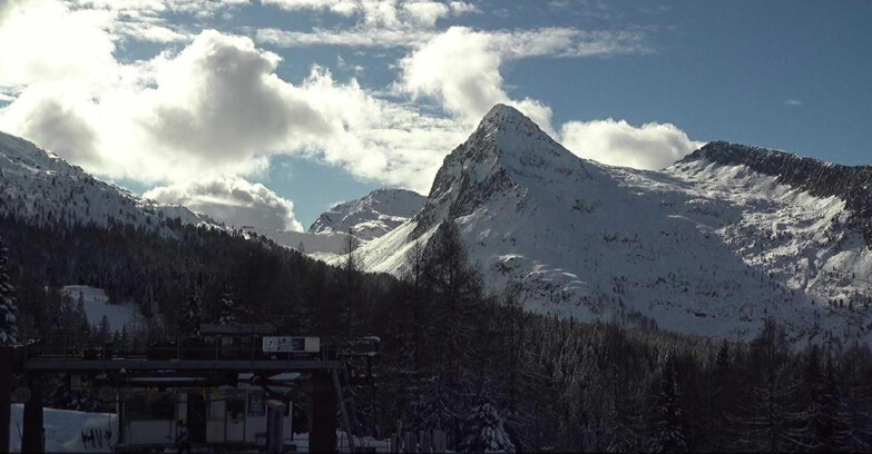 Webcam Сан-Мартино-ди-Кастроцца - Пассо-Ролле - Passo Rolle - Colbricon
