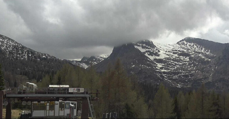 Webcam Сан-Мартино-ди-Кастроцца - Пассо-Ролле - Passo Rolle - Colbricon