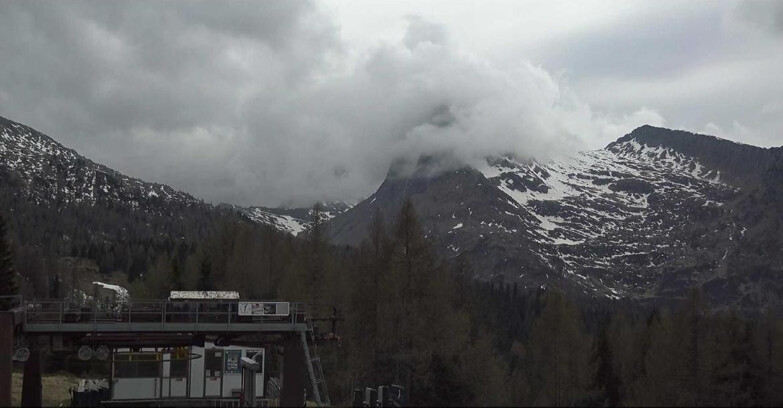 Webcam Сан-Мартино-ди-Кастроцца - Пассо-Ролле - Passo Rolle - Colbricon