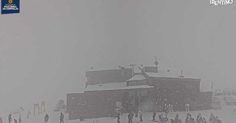 Webcam Madonna di Campiglio - Rifugio Dosson - Chalet FIAT