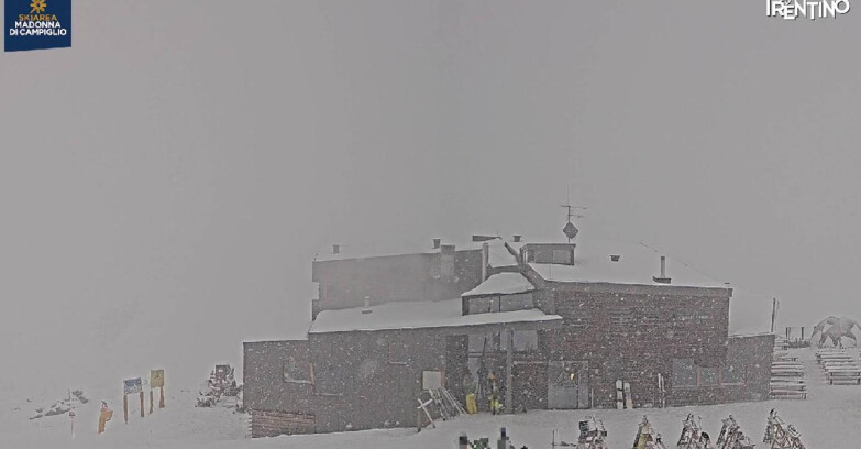 Webcam Madonna di Campiglio - Rifugio Dosson - Chalet FIAT