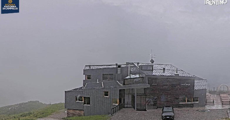 Webcam Madonna di Campiglio - Rifugio Dosson - Chalet FIAT
