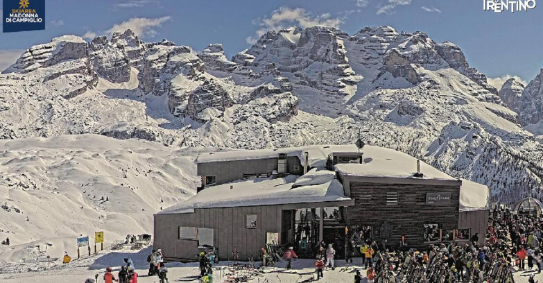 Webcam Madonna di Campiglio - Rifugio Dosson - Chalet FIAT