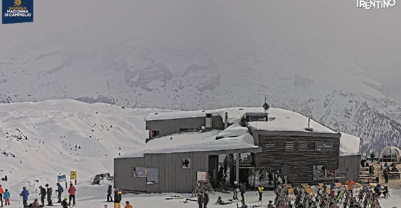 Webcam Madonna di Campiglio - Rifugio Dosson - Chalet FIAT