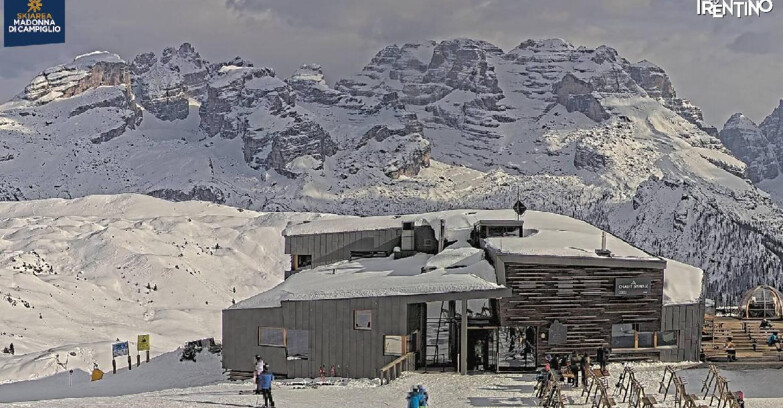 Webcam Madonna di Campiglio - Rifugio Dosson - Chalet FIAT