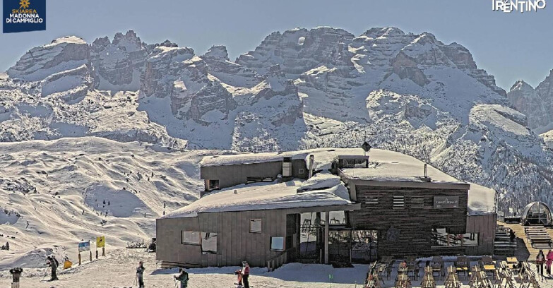Webcam Madonna di Campiglio - Rifugio Dosson - Chalet FIAT