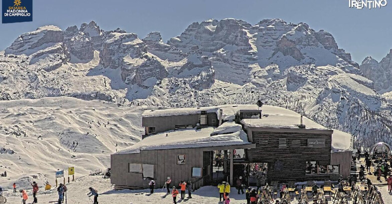 Webcam Madonna di Campiglio - Rifugio Dosson - Chalet FIAT