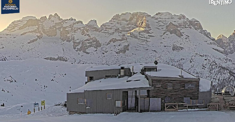 Webcam Madonna di Campiglio - Rifugio Dosson - Chalet FIAT