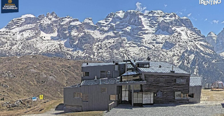 Webcam Madonna di Campiglio (Skiarea Campiglio Dolomiti di Brenta - Val di Sole Val Rendena) - Chalet Spinale