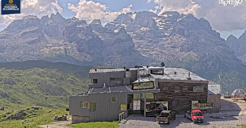 Webcam Madonna di Campiglio - Chalet Spinale