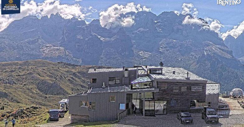 Webcam Madonna di Campiglio (Skiarea Campiglio Dolomiti di Brenta - Val di Sole Val Rendena) - Chalet Spinale