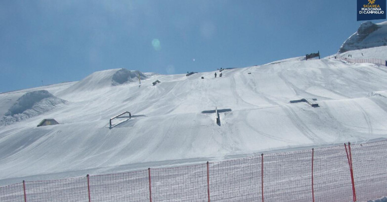 Webcam Madonna di Campiglio - Brenta Dolomites