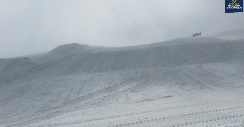 Webcam Madonna di Campiglio (Skiarea Campiglio Dolomiti di Brenta - Val di Sole Val Rendena) - Brenta Dolomites