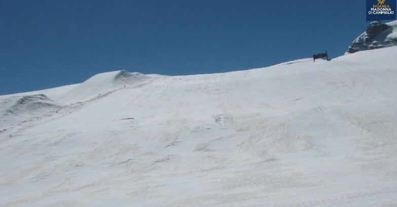 Webcam Madonna di Campiglio (Skiarea Campiglio Dolomiti di Brenta - Val di Sole Val Rendena) - Brenta Dolomites