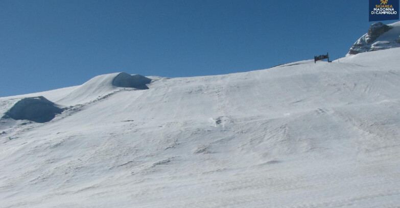 Webcam Madonna di Campiglio (Skiarea Campiglio Dolomiti di Brenta - Val di Sole Val Rendena) - Brenta Dolomites