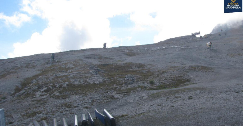 Webcam Madonna di Campiglio (Skiarea Campiglio Dolomiti di Brenta - Val di Sole Val Rendena) - Brenta Dolomites