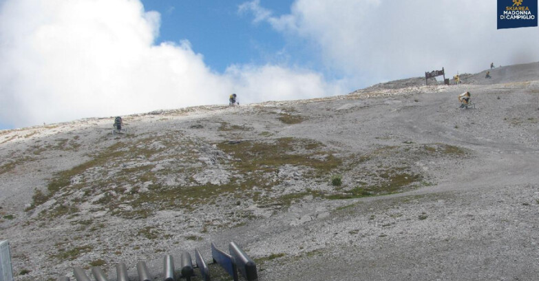 Webcam Madonna di Campiglio (Skiarea Campiglio Dolomiti di Brenta - Val di Sole Val Rendena) - Brenta Dolomites