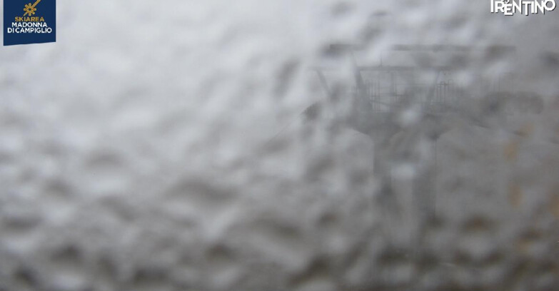 Webcam Madonna di Campiglio - From Grostè 