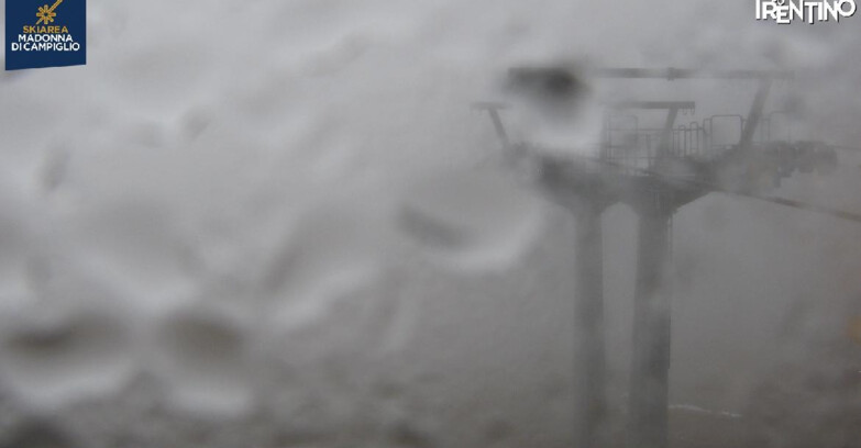 Webcam Madonna di Campiglio - From Grostè 