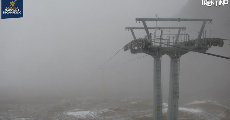 Webcam Madonna di Campiglio - From Grostè 