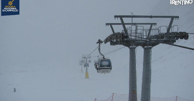 Webcam Madonna di Campiglio - From Grostè 