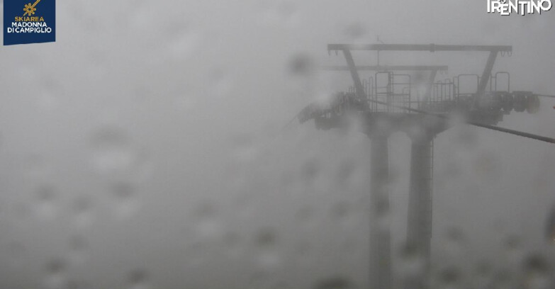 Webcam Madonna di Campiglio - From Grostè 