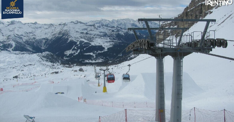 Webcam Madonna di Campiglio - From Grostè 