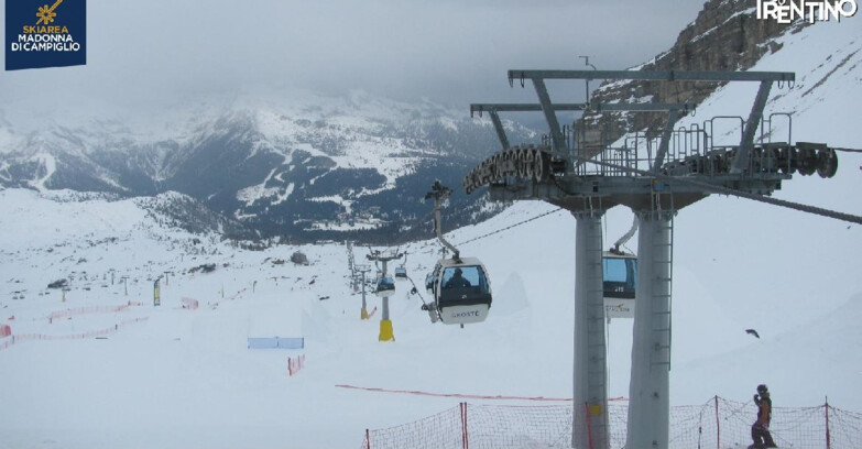 Webcam Madonna di Campiglio - From Grostè 
