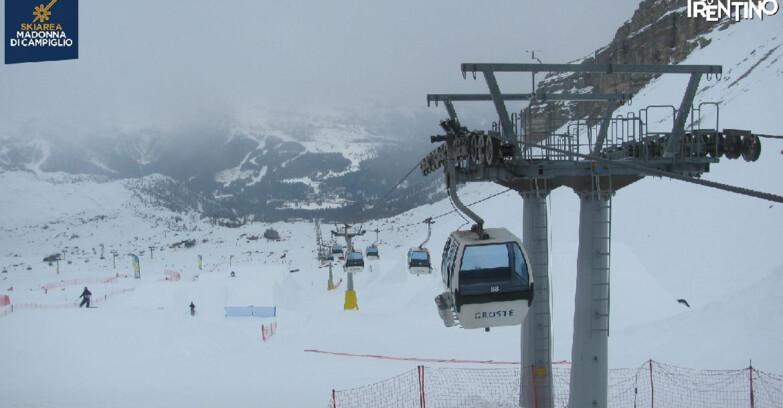 Webcam Madonna di Campiglio - From Grostè 